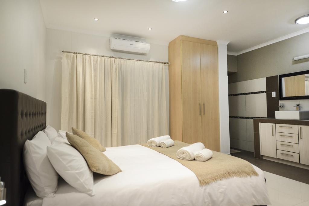 Discovery Guest House Windhoek Oda fotoğraf